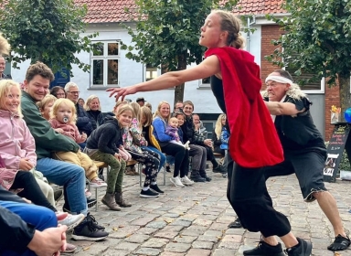 Rødhætte og Ulven af Teatret Beagle