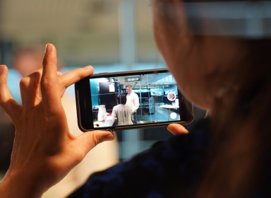 Billeder en telefon, der tager et billede