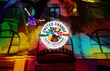 UNITED CHANGE